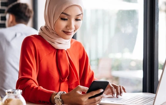 Download the Hays job search app